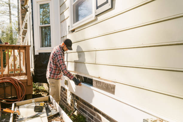 Trusted Emergency Siding Repair service in Homeland, FL - Creative Siding